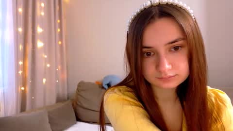 Lelia online show from December 4, 6:02 am