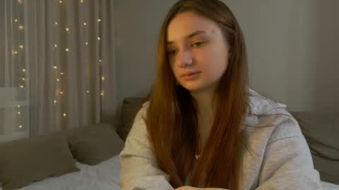 Lelia online show from March 13, 3:48 pm