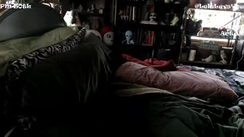 Snapshot of leluluvsyou chatting on January 5, 4:38 pm Lelu Fallas online show from January 5, 4:38 pm