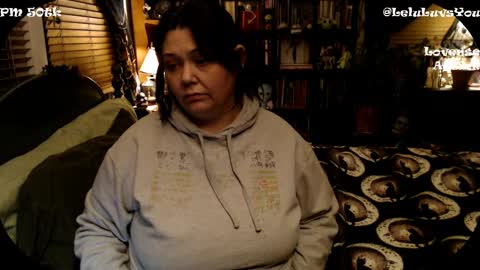 Snapshot of leluluvsyou chatting on December 6, 7:15 am Lelu Fallas online show from December 6, 7:15 am