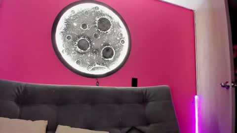 Lena Rousseau  online show from February 25, 11:19 pm