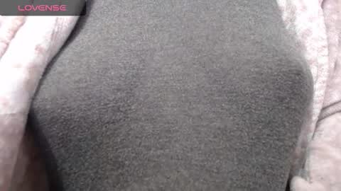 lenagolden online show from December 1, 12:14 pm