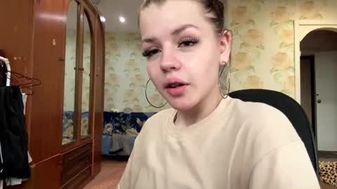 Nelly online show from June 28, 11:17 am