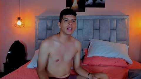 Tony and Leo online show from February 25, 7:49 pm