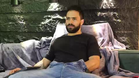 Leo  Diaz online show from October 23, 2:24 am