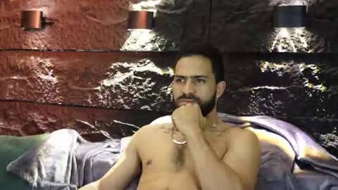 Leo  Diaz online show from September 19, 7:12 am