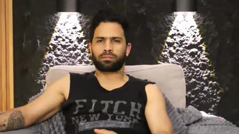 Leo  Diaz online show from March 16, 3:09 am