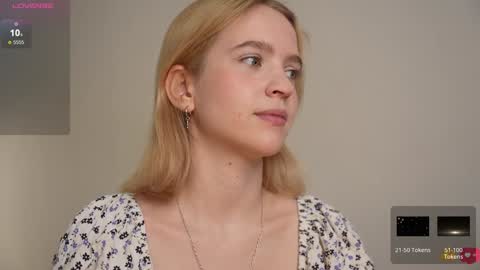  Ashly  online show from January 7, 3:33 pm