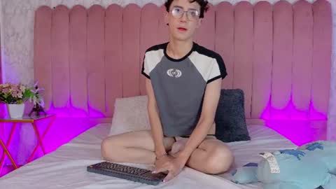 Leo Williams online show from July 2, 11:48 am