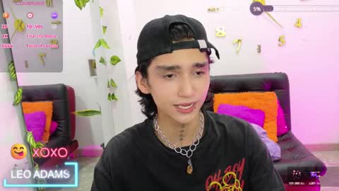 Leo online show from February 13, 5:33 pm