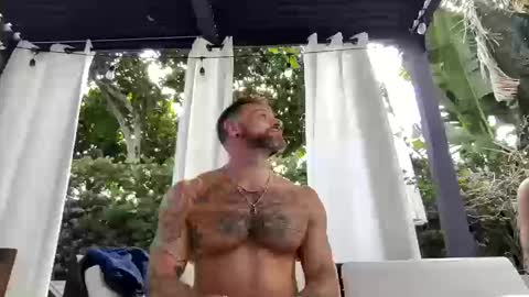 Leo Bayne online show from October 11, 2:00 pm