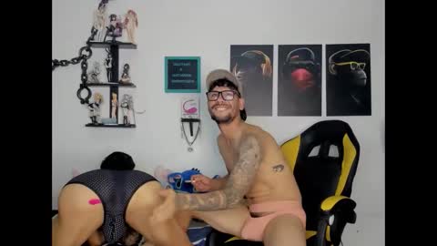 leon_big_cock online show from November 2, 3:17 am