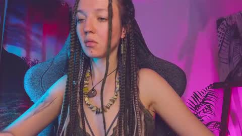 leona online show from January 22, 5:59 pm