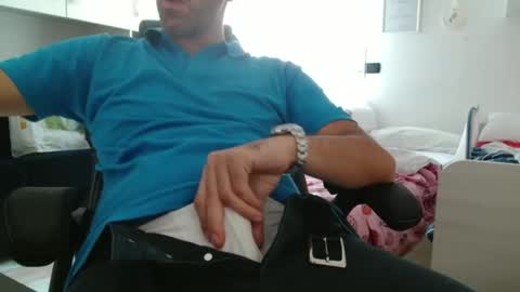 angel e sonia online show from September 11, 7:42 am