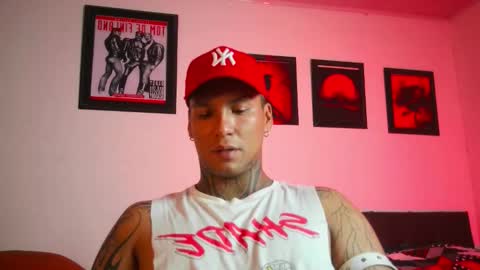 Lenardo jaramillo online show from November 18, 9:07 pm