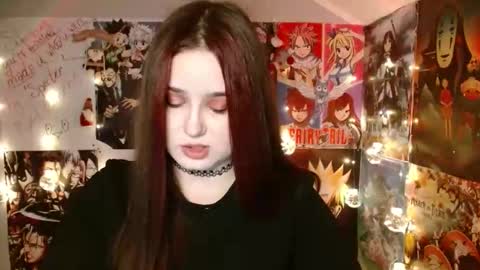 little secret online show from November 10, 7:44 am