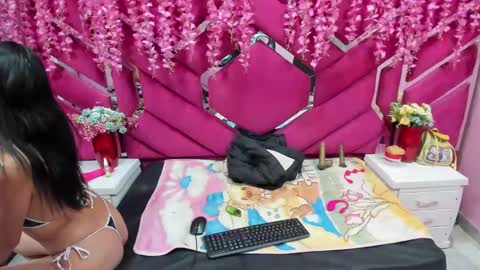 lesbian_anal_dep online show from January 23, 12:41 pm