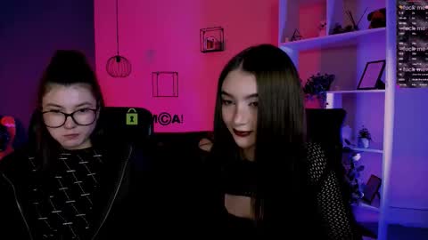 leslie_bird online show from January 7, 1:05 pm