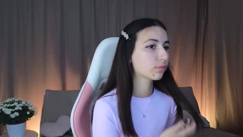 lesliestein online show from November 6, 1:25 pm