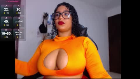 lesly online show from October 19, 7:29 pm