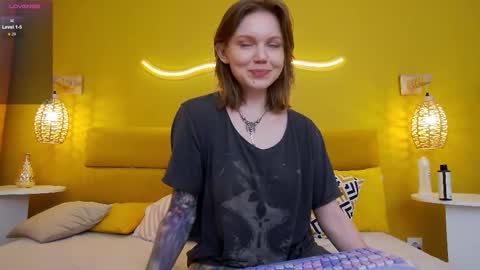 Lessy online show from October 10, 4:07 am