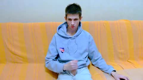 lester_broo online show from February 14, 8:28 am