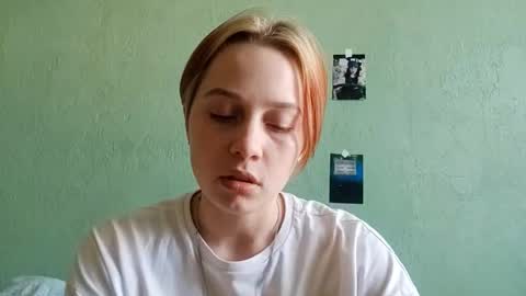 letitiaboteler online show from November 25, 11:09 am