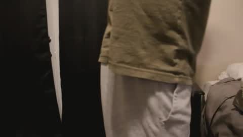 letscumtogether127 online show from December 16, 2:15 am