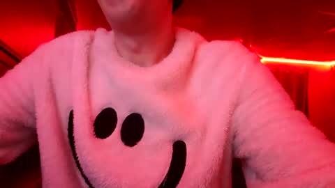 Snapshot of letsplaytogetherxxx chatting on March 7, 1:09 am OFansXoXo online show from March 7, 1:09 am