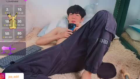 Levi  online show from March 7, 9:17 pm