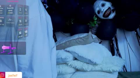 Levi  online show from November 1, 8:30 pm