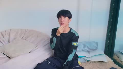 Levi  online show from March 7, 3:28 pm