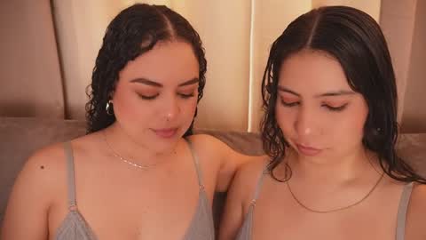 Gabrielle  Lexa  online show from May 28, 1:09 pm