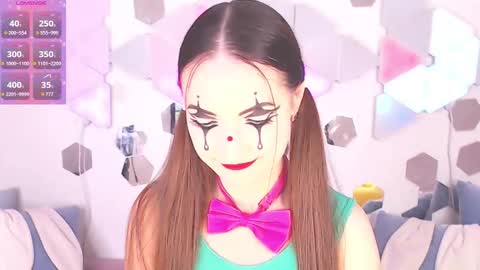 Alexia online show from October 7, 11:50 am