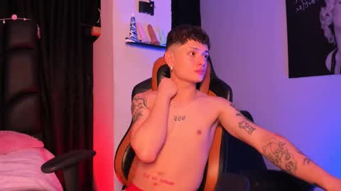 Lixie And Nte online show from March 10, 4:49 am