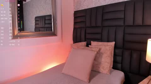 Lexie  online show from October 13, 7:49 pm