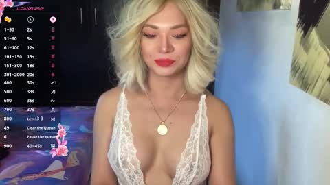 lexiesmith_ online show from September 18, 1:09 am