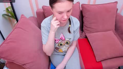 Lexi online show from February 5, 7:01 am