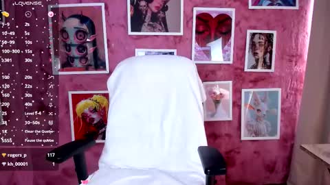 lexirouge           online show from December 13, 7:53 pm