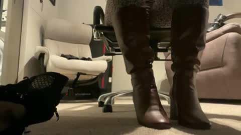 lexusrosexxx online show from February 21, 11:46 am