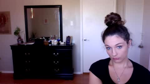 lexwyoex online show from September 30, 3:33 pm