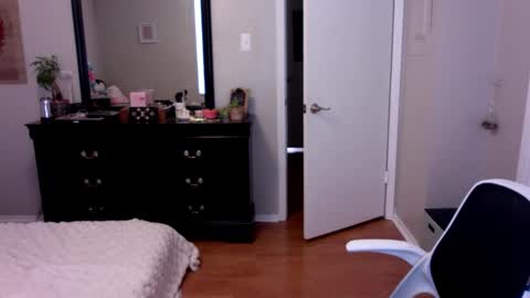 lexwyoex online show from October 21, 3:48 pm