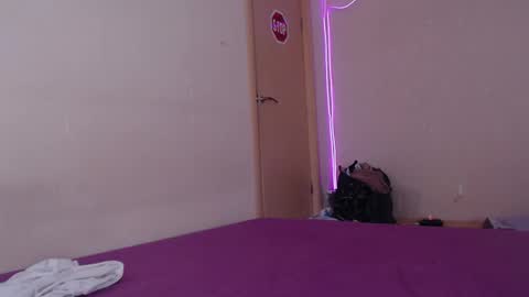 LexxxY online show from February 18, 6:46 am