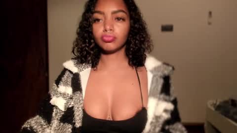 LEXY - Independent account online show from December 21, 7:09 pm