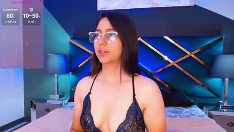 lexyblaze_ online show from April 5, 11:29 am