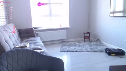 Snapshot of leyaloveee chatting on February 6, 5:25 am Your Leya online show from February 6, 5:25 am