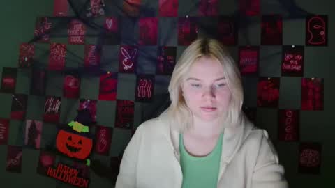 Leyla online show from October 7, 6:42 am