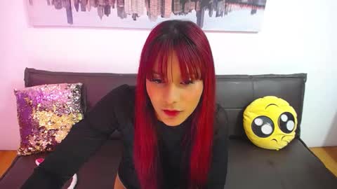 Snapshot of leyla_new chatting on October 22, 12:18 pm Lyela online show from October 22, 12:18 pm