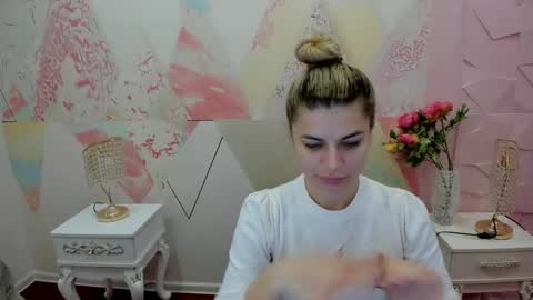 li_me online show from December 2, 11:19 am