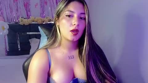 Snapshot of lia_14_ chatting on October 2, 9:13 pm Lia online show from October 2, 9:13 pm